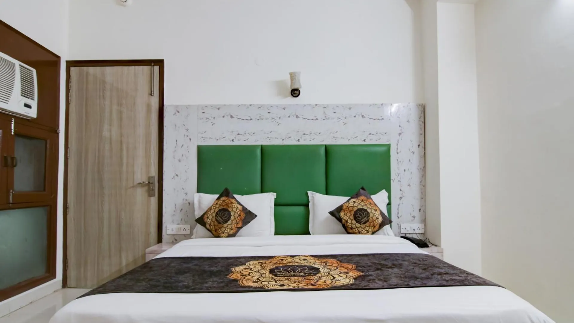 Hotel Hsp Suites At Delhi Airport 新德里